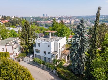 1 | Prodej - dům/vila, 318 m²