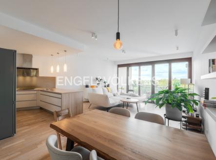 4 | Pronájem bytu, 4+kk, 125 m²