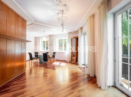 2-P1555800-HDR_web | Prodej - dům/vila, 463 m²