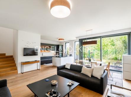 2 P1567296-HDR_Web | Pronájem - dům/vila, 216 m²