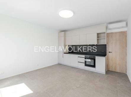 2 P1555595_expose | Pronájem bytu, 2+kk, 40 m²