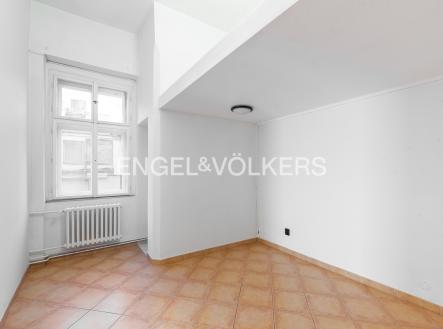 3 | Pronájem bytu, 1+1, 48 m²