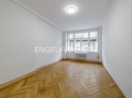 FOTO 1 | Pronájem bytu, 3+1, 105 m²