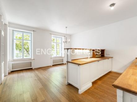 3 P1567582_web | Pronájem bytu, 5+1, 141 m²