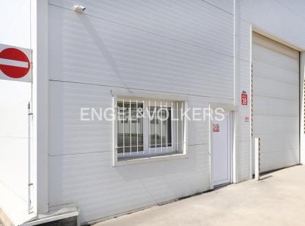 F_0002_A10_2754 | Pronájem - komerční objekt, sklad, 767 m²