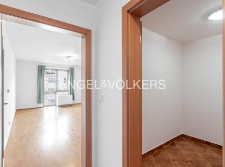 3 IMG_9509-HDR_web | Prodej bytu, 1+kk, 41 m²