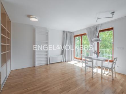 2 P1567567_web | Pronájem bytu, 2+kk, 50 m²