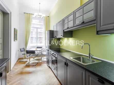 6-4B8U3908-HDR_web | Pronájem bytu, 1+1, 42 m²