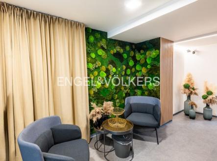 P1578219_Web | Pronájem - obchodní prostor, 87 m²