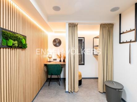 P1578230_Web | Pronájem - obchodní prostor, 87 m²