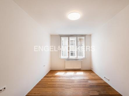 1 (4) | Pronájem bytu, 2+kk, 55 m²