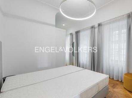P1500828_web | Pronájem bytu, 2+kk, 88 m²
