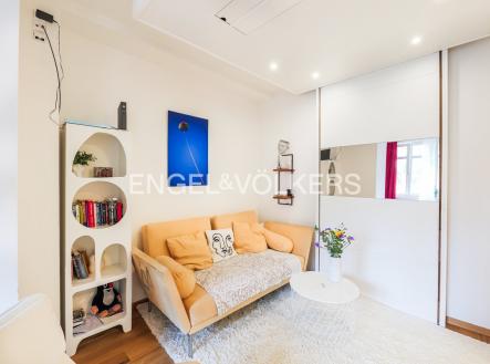 1 P1578795_Web | Pronájem bytu, 1+kk, 38 m²