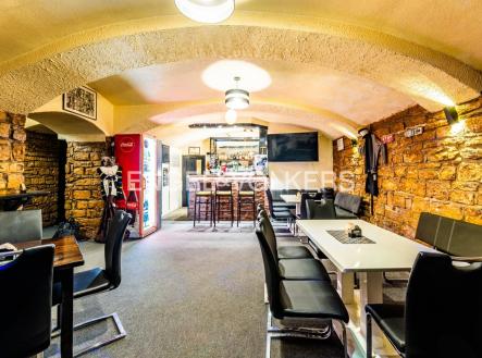3 P1577935_Web | Pronájem - restaurace, 200 m²