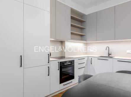 P1589746_web | Pronájem bytu, 2+kk, 60 m²
