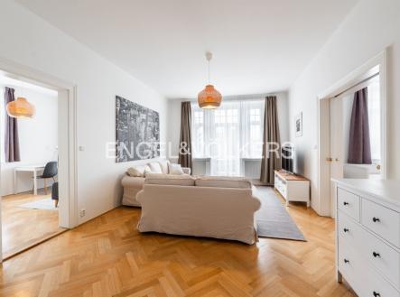 1 P1589905-HDR_Web | Pronájem bytu, 4+1, 131 m²