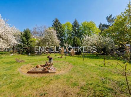 2 (4) | Prodej - pozemek pro bydlení, 959 m²