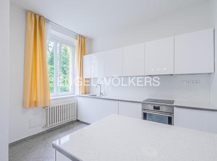 2 | Pronájem bytu, 4+1, 149 m²