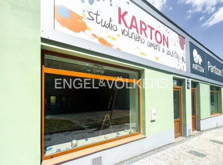 Pronájem - obchodní prostor, 64 m² obrázek