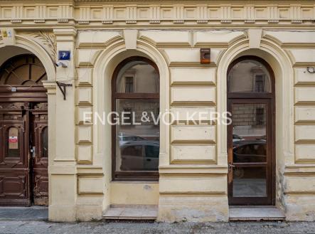 P1223251_web | Pronájem - obchodní prostor, 61 m²