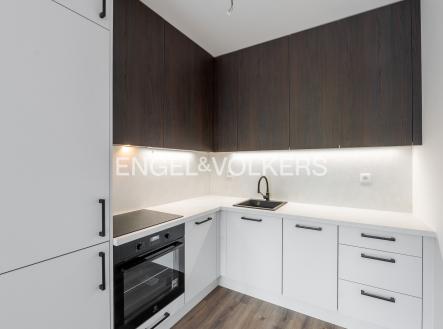 P1601397_web | Pronájem bytu, 2+kk, 52 m²