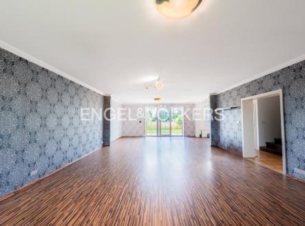 3 P1601687_Web | Pronájem - dům/vila, 205 m²