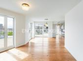 Pronájem bytu, 3+kk, 93 m²