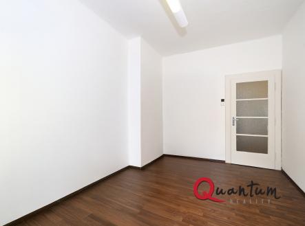 DSC_5707_00001_01 | Pronájem - kanceláře, 16 m²