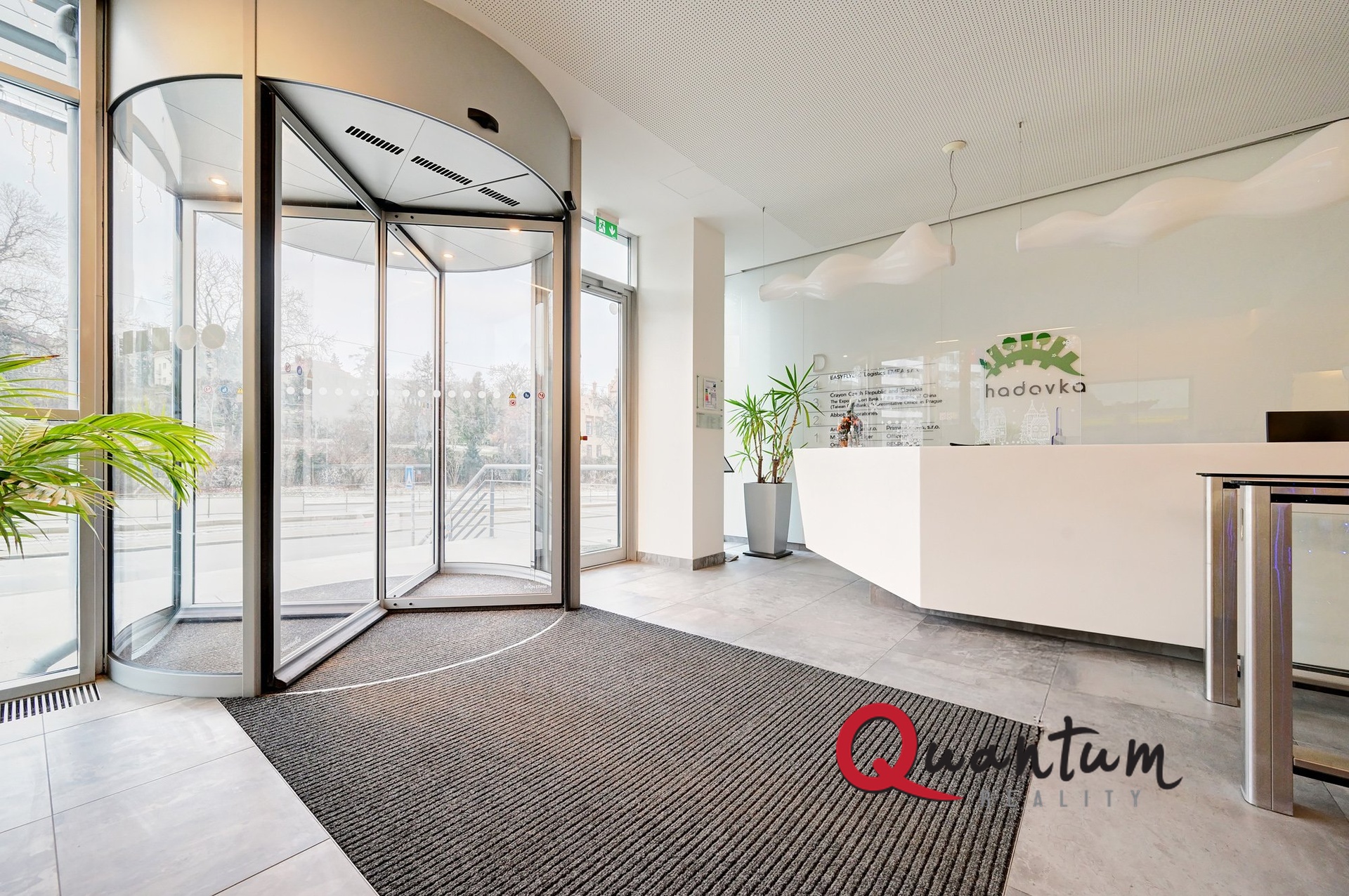 DSC_1437_00001And3more_Fusion-Interior