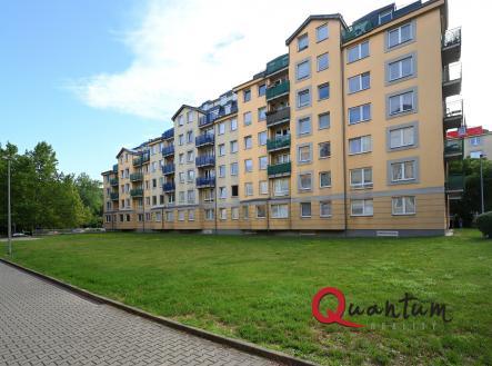 DSC_9831_00001 | Pronájem - malý objekt/garáž