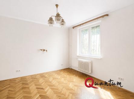 ChatGPT Image 3. 6. 2026 10_43_58 kopie | Pronájem bytu, 3+1, 74 m²