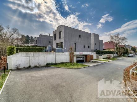 pohled na byt/dům | Prodej - dům/vila, 120 m²