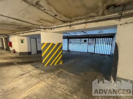 c297146b-951a-4cc2-ab95-d8724c838819 | Prodej - malý objekt/garáž