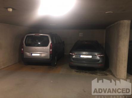 Garážové_stání_Hradecká (10) | Pronájem - malý objekt/garáž