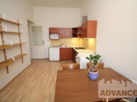 Kuchyň (3) | Pronájem bytu, 2+1, 85 m²