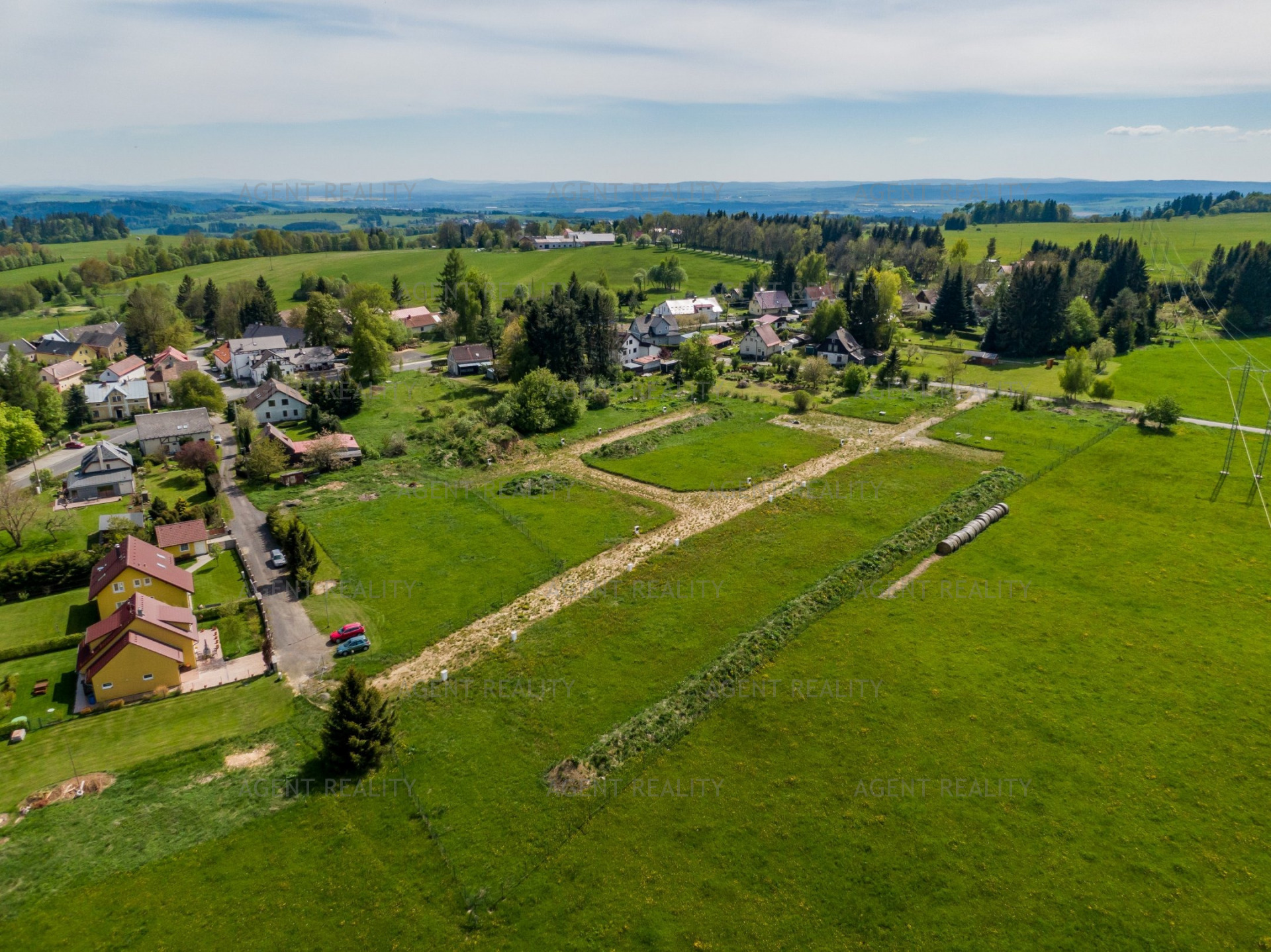 Prodej stavebního pozemku 213/28, 524 m², obec Zádub-Závišín, Mariánské Lázně.