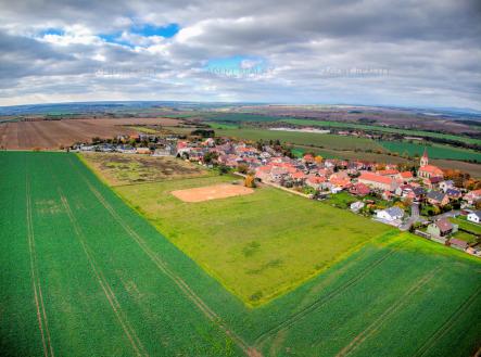 Prodej - pozemek pro bydlení, 820 m²