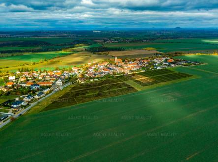 Prodej - pozemek pro bydlení, 1 210 m²