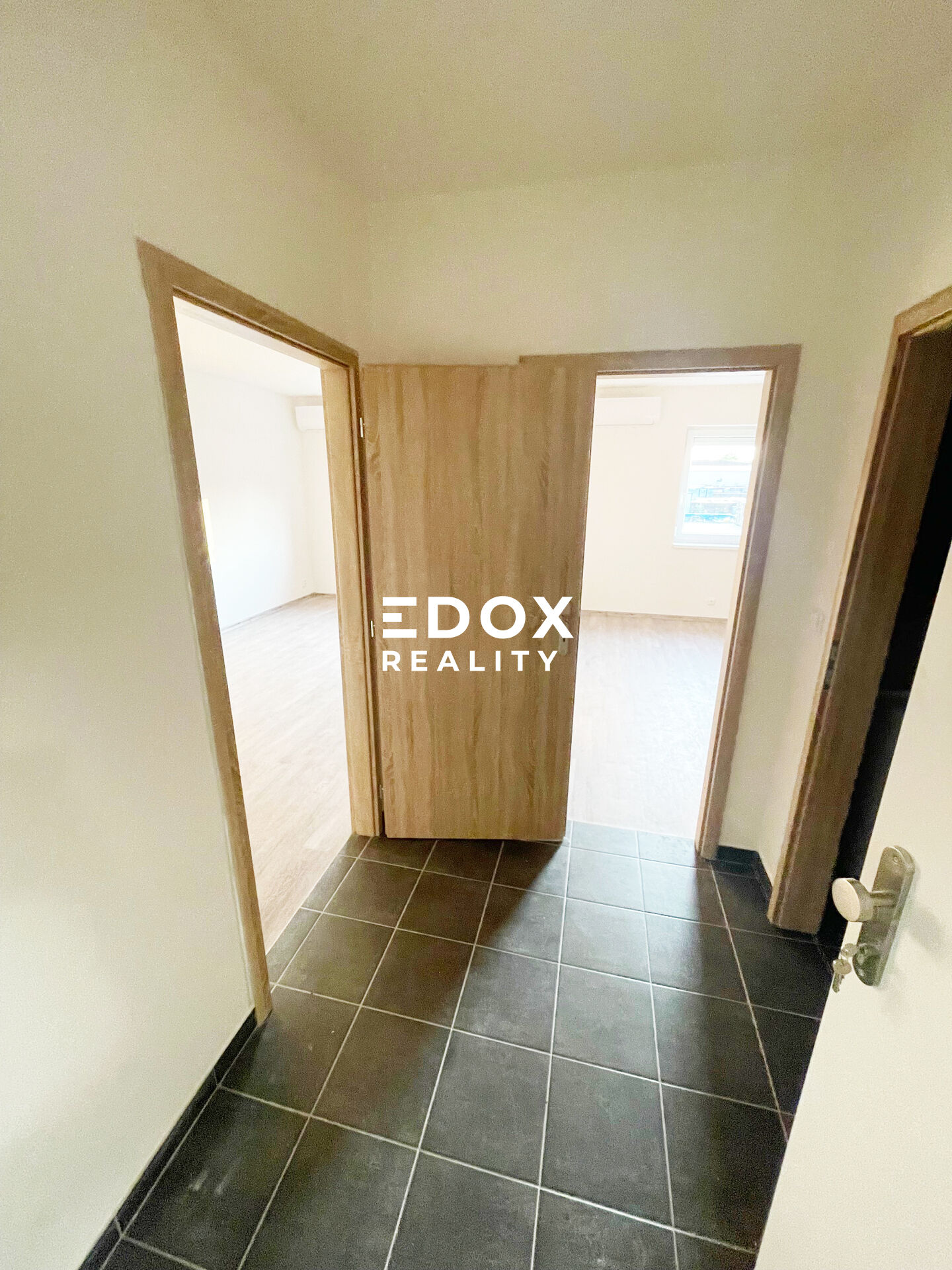 Pronájem bytu 2kk, 45m², Ptice
