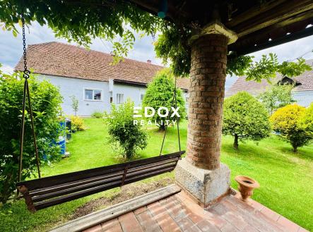 Prodej - dům/vila, 280 m²