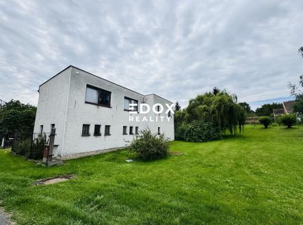 Hlavní budova | Prodej - dům/vila, 244 m²