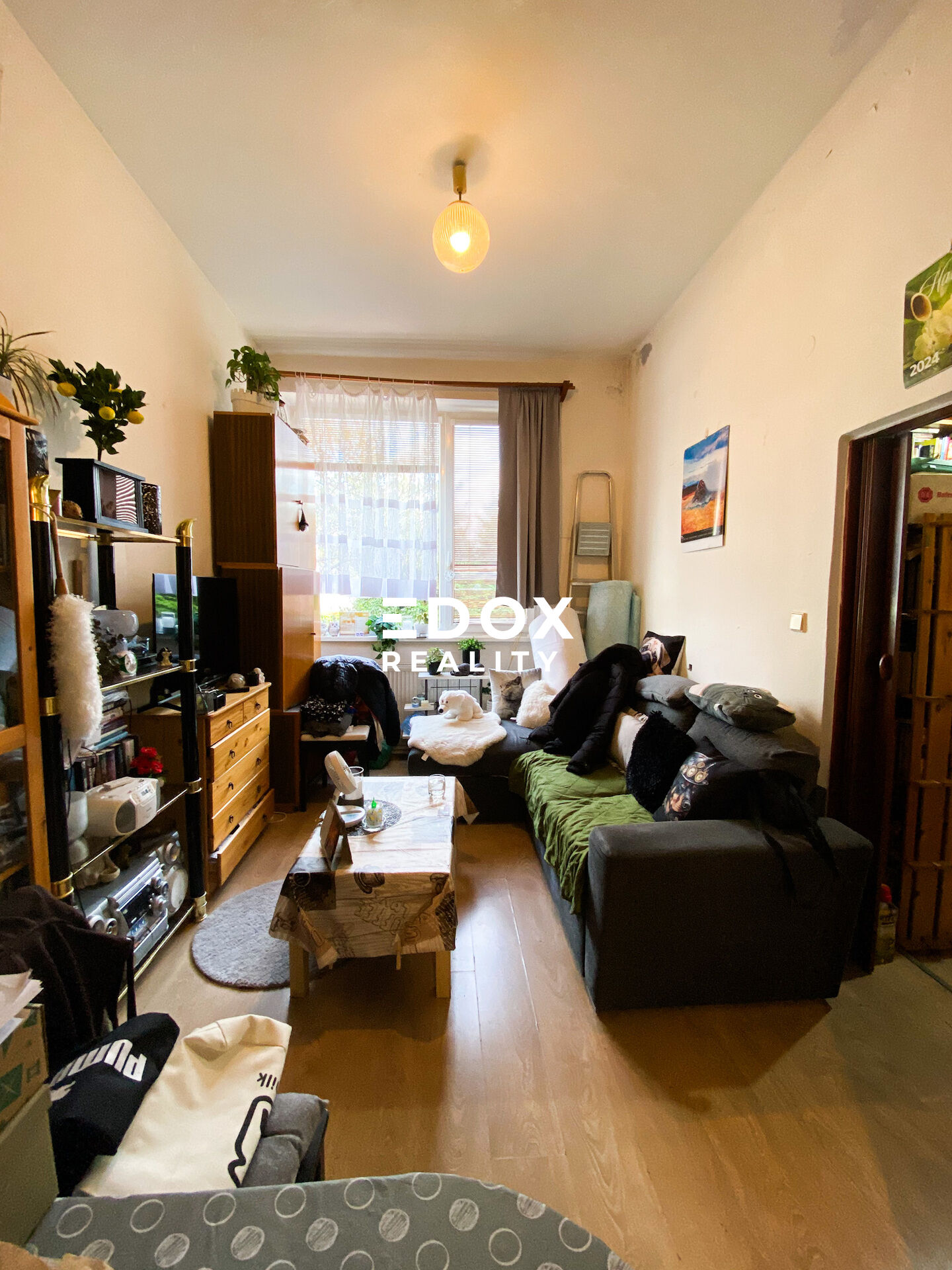 Prodej bytu 1 + kk, 26m2, OV, ulice Plzeňská, Králův Dvůr - okres Beroun.