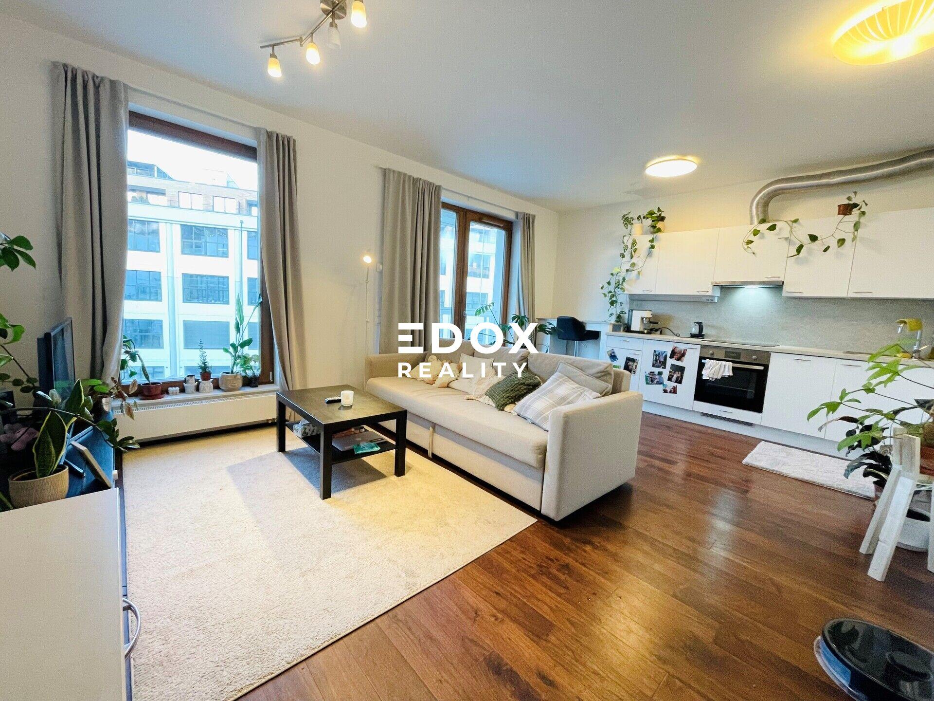 K pronájmu moderní byt 1+kk v novostavbě s lodžií | Praha 5 – Smíchov | Uzavřený areál s recepcí