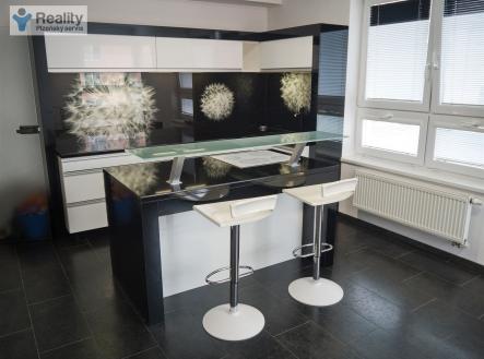 . | Pronájem bytu, 2+kk, 49 m²