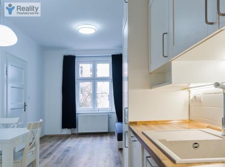 . | Pronájem bytu, 2+kk, 44 m²