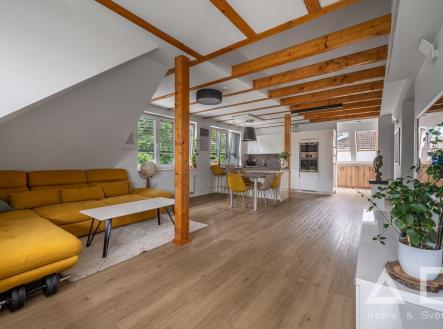 Pronájem bytu, 3+kk, 90 m²