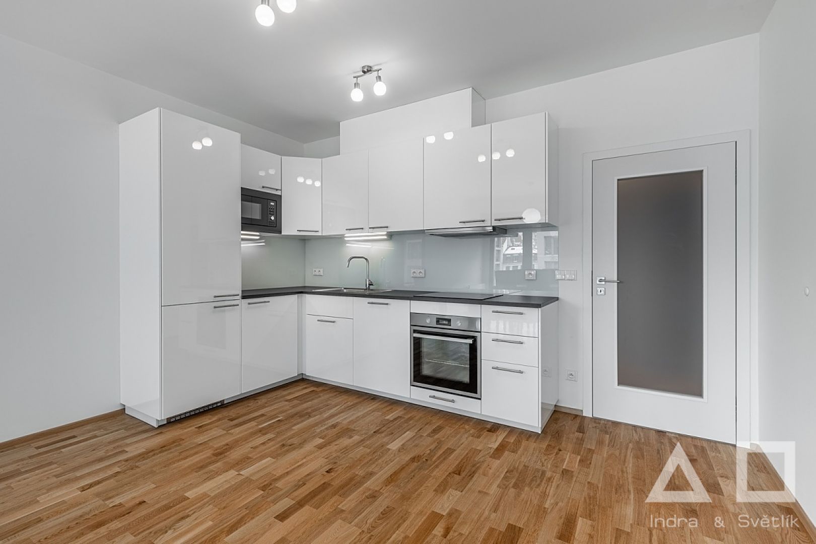 Pronájem bytu, 2+kk, 55 m2