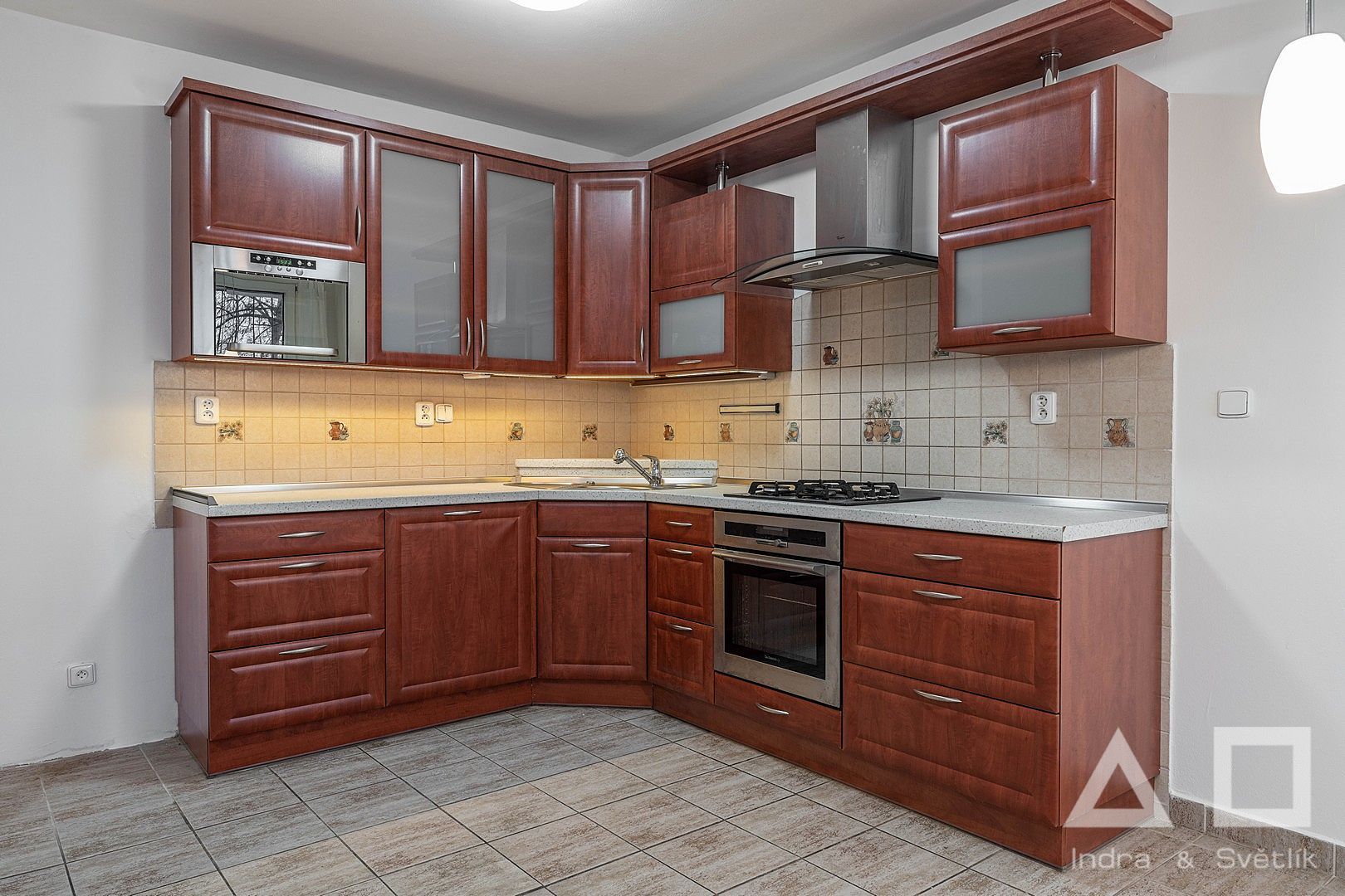 Pronájem bytu, 4+kk, 88 m2