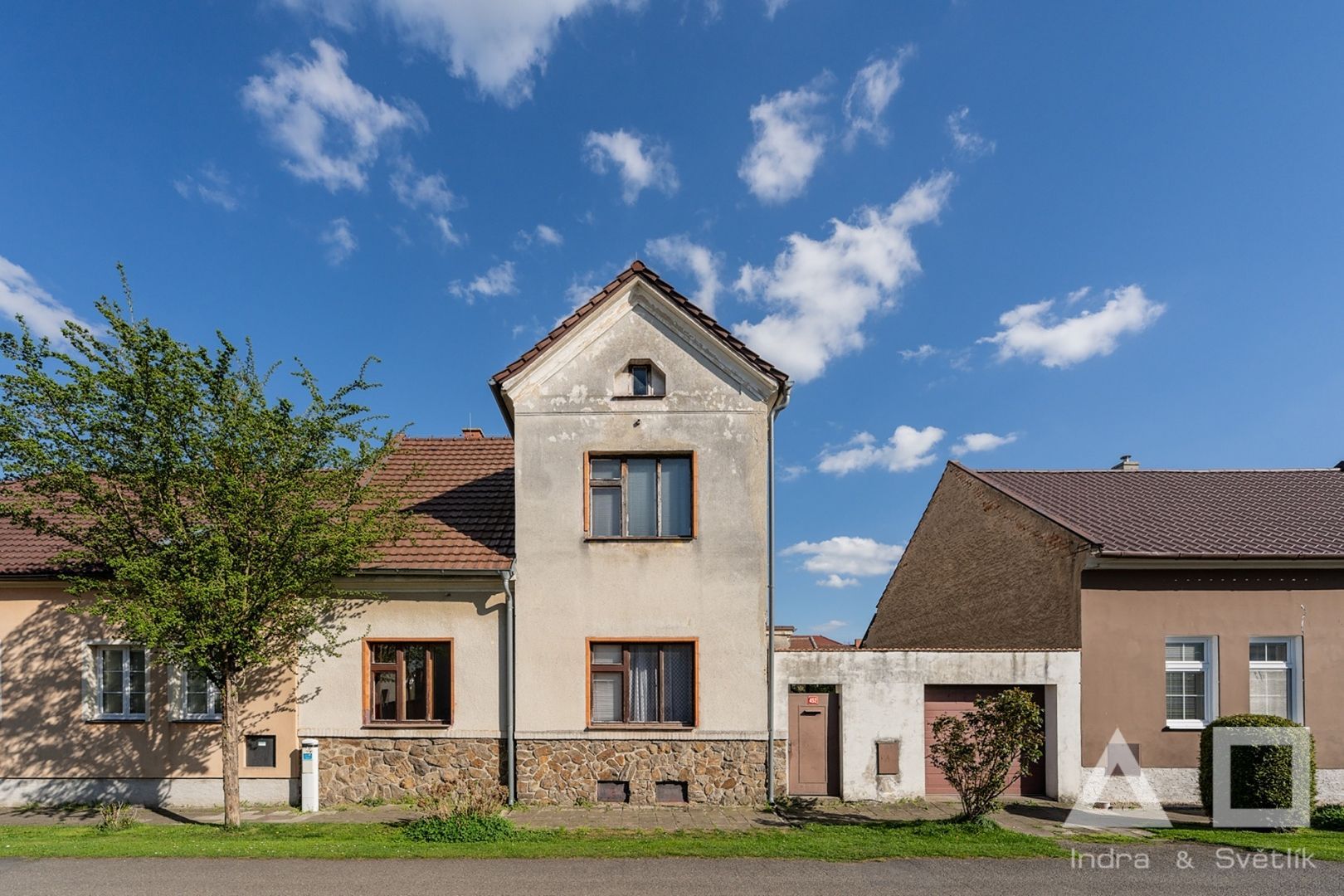 Prodej  - dům/vila, 117 m2