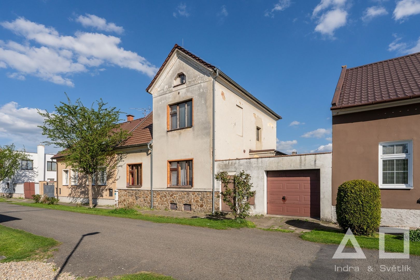 Prodej  - dům/vila, 117 m2